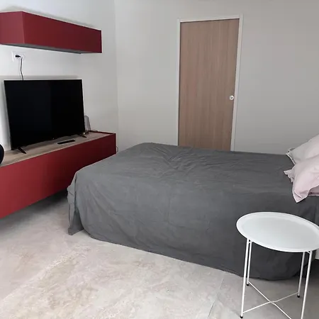 La Franqui Pensión 3*